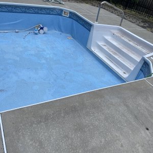 pool liner.jpg