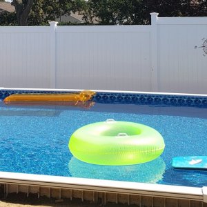 Pool.jpg