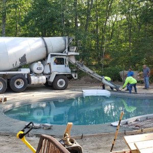 Apron Pour.jpg