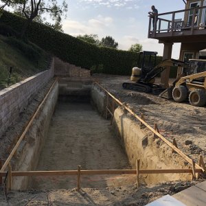 2021 06.18 Pool from spa-shallow side & some marble & water tile pic.JPG