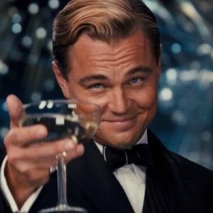 Leonardo-Dicaprio-Cheers.jpg