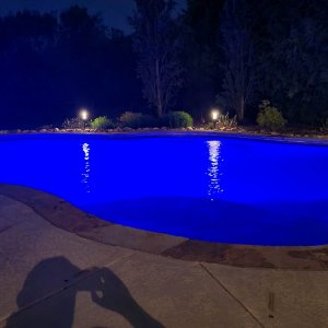 pool light2.jpg