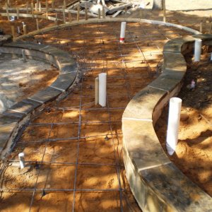walkway set for pool deck to be poured.jpg