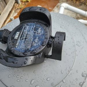 Plastic bracket in the way..jpg