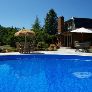 pool.JPG