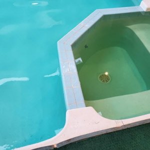 pool_water_sm.jpg