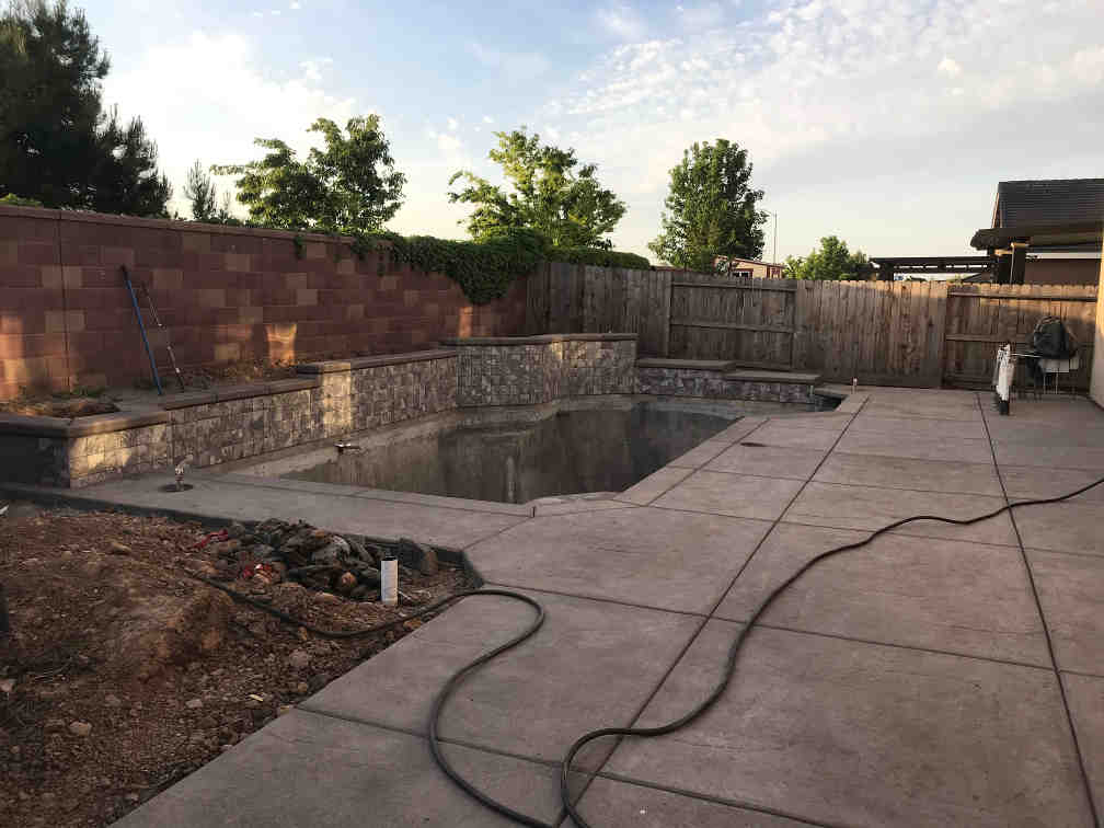 10-Decking6.jpg