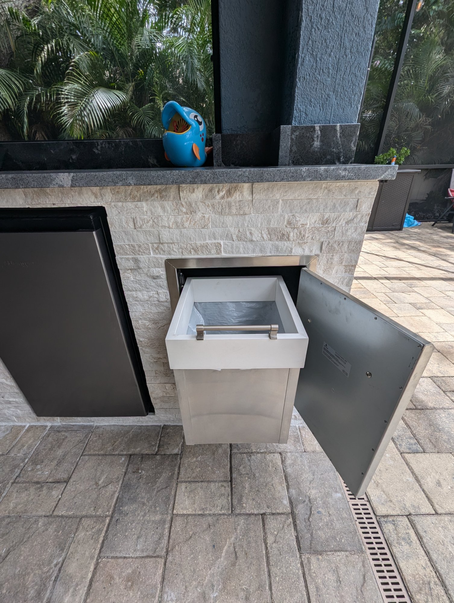 11 Trash Can.jpg