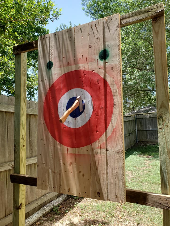 AxeThrowing2.jpg