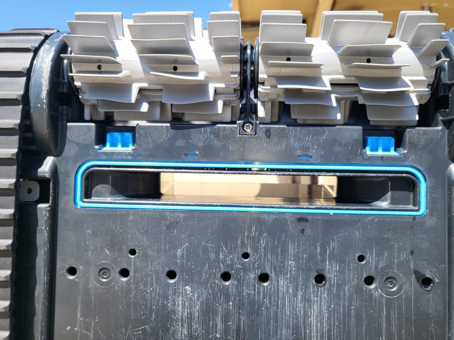 Bottom Suction Input.jpg