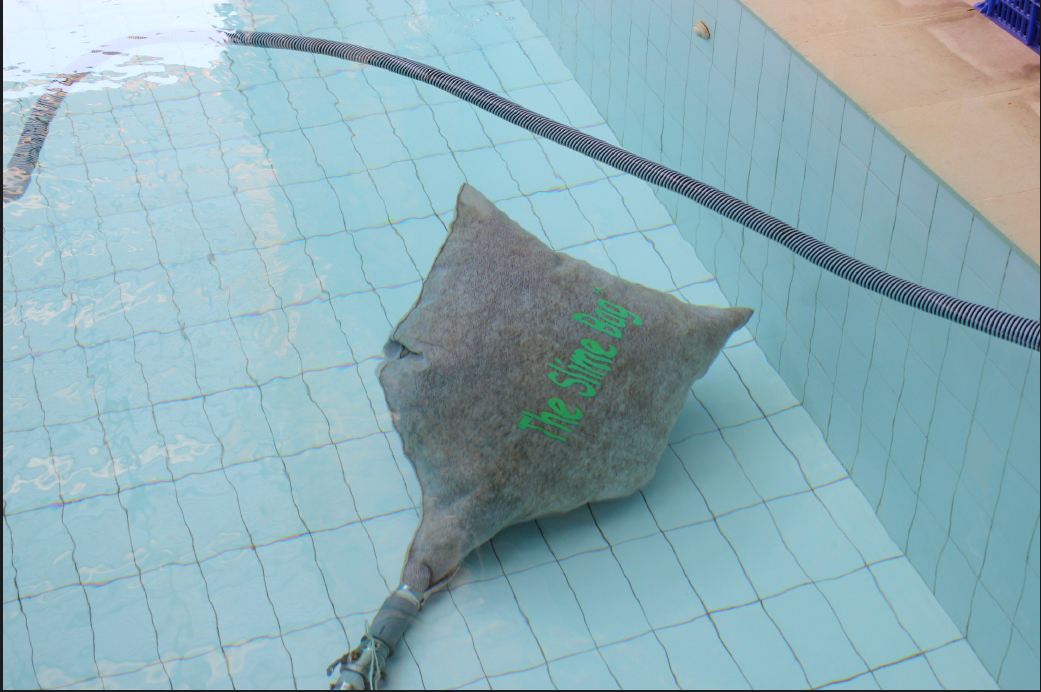 Day 4 - 4-20PM- Slime Bag Dirtier aka working - 38 hours after super chlorination.JPG
