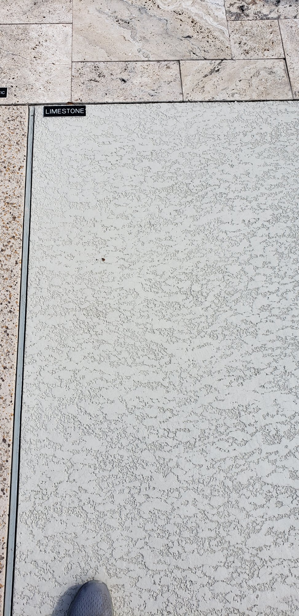 Decking_Limestone.jpg