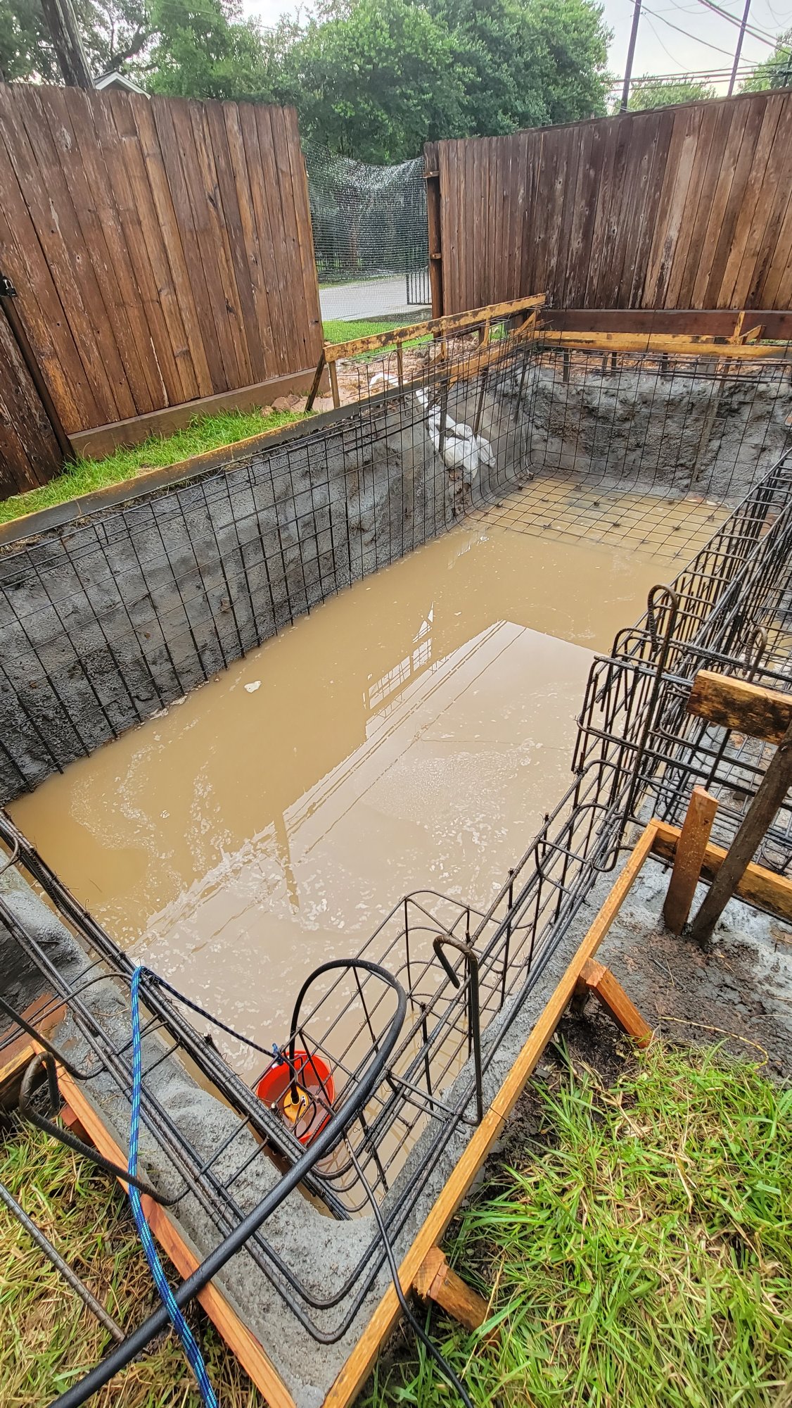 Dig-Water-22JUN21.jpg