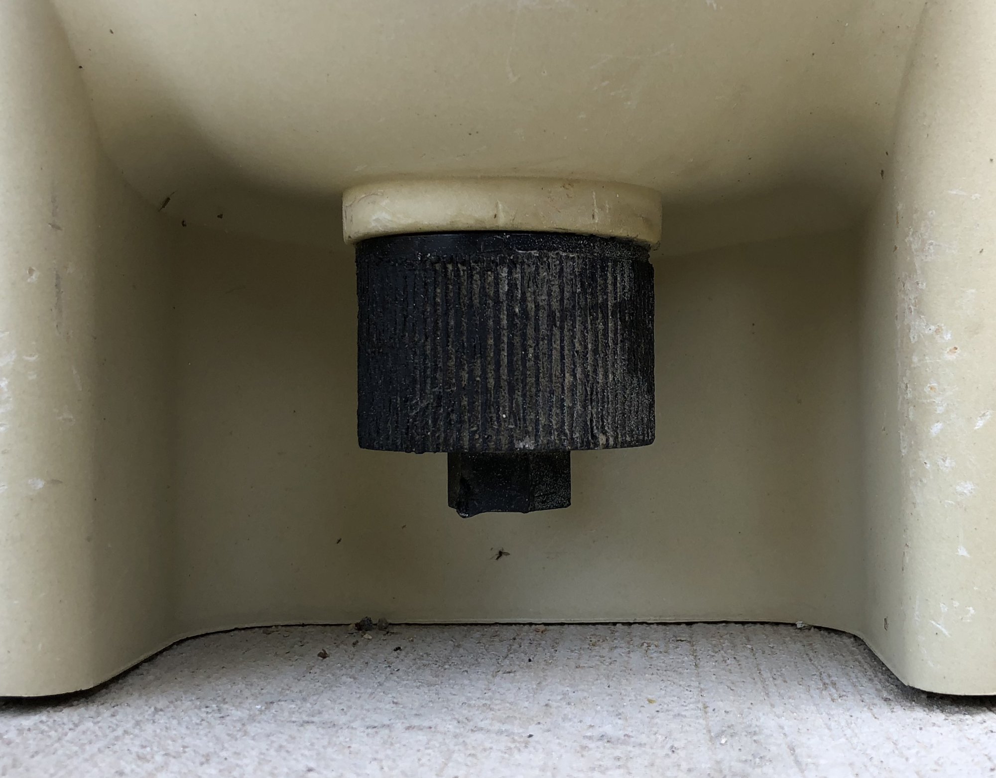 filter plug.jpg