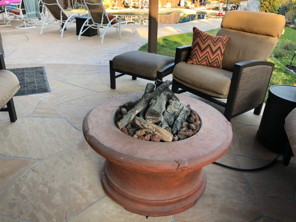 fire pit.jpg