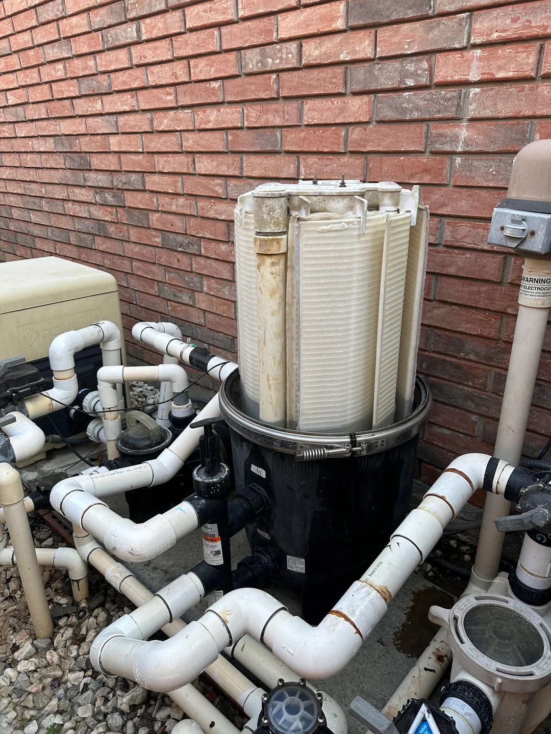 help-with-pool-filter-assembly-replacement-v0-qa2ddpfe34fb1.jpg