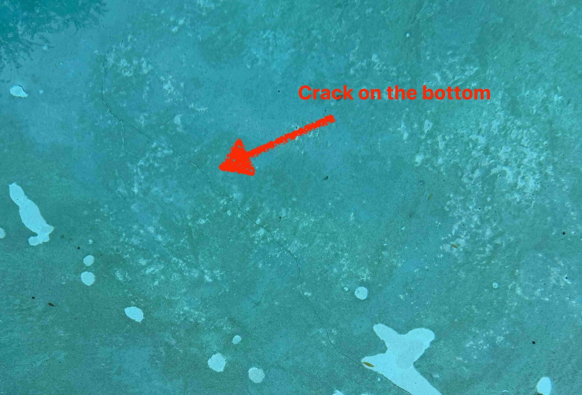 horizontal_crack_small.jpg