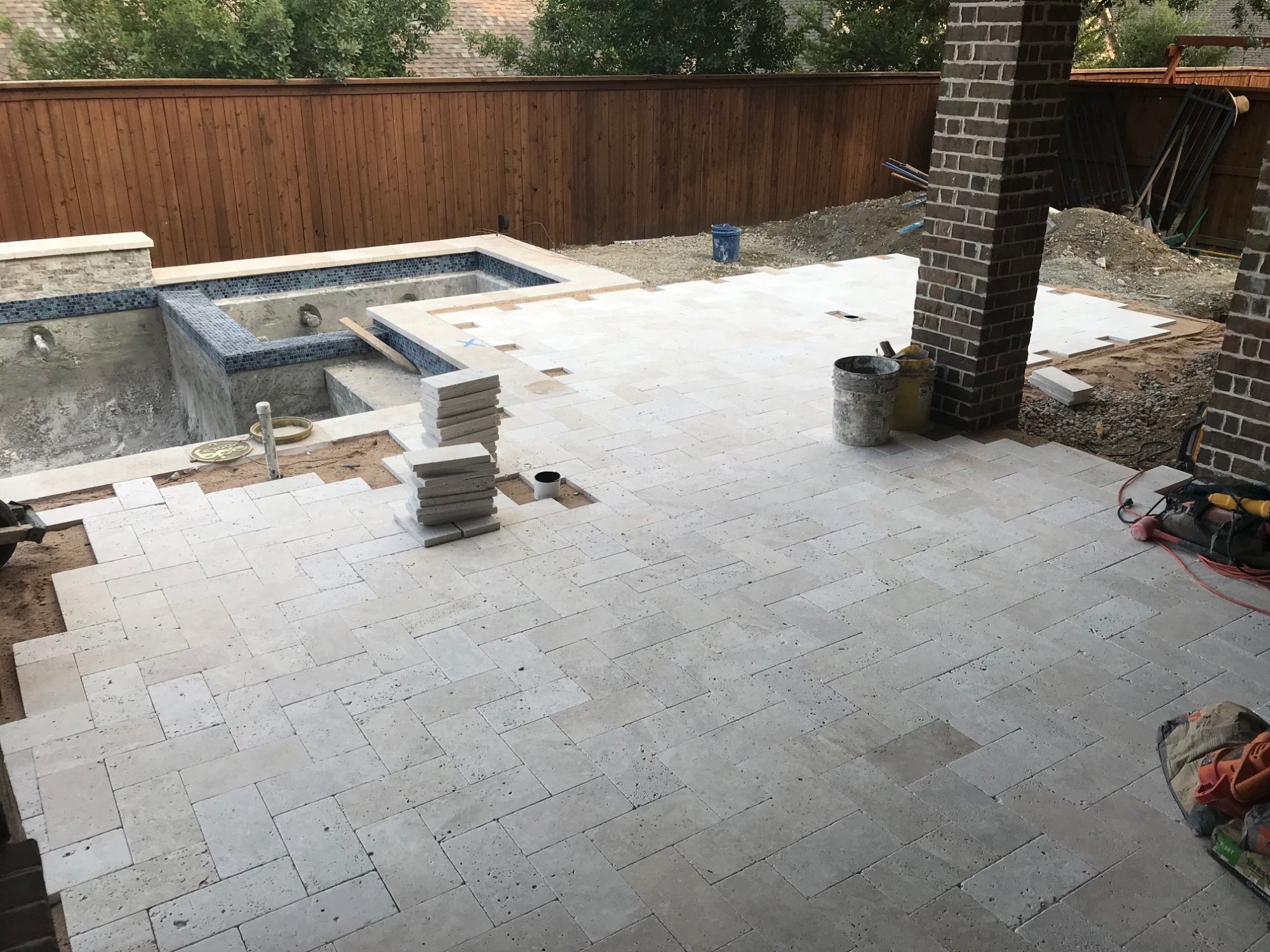 Patio 1.jpg