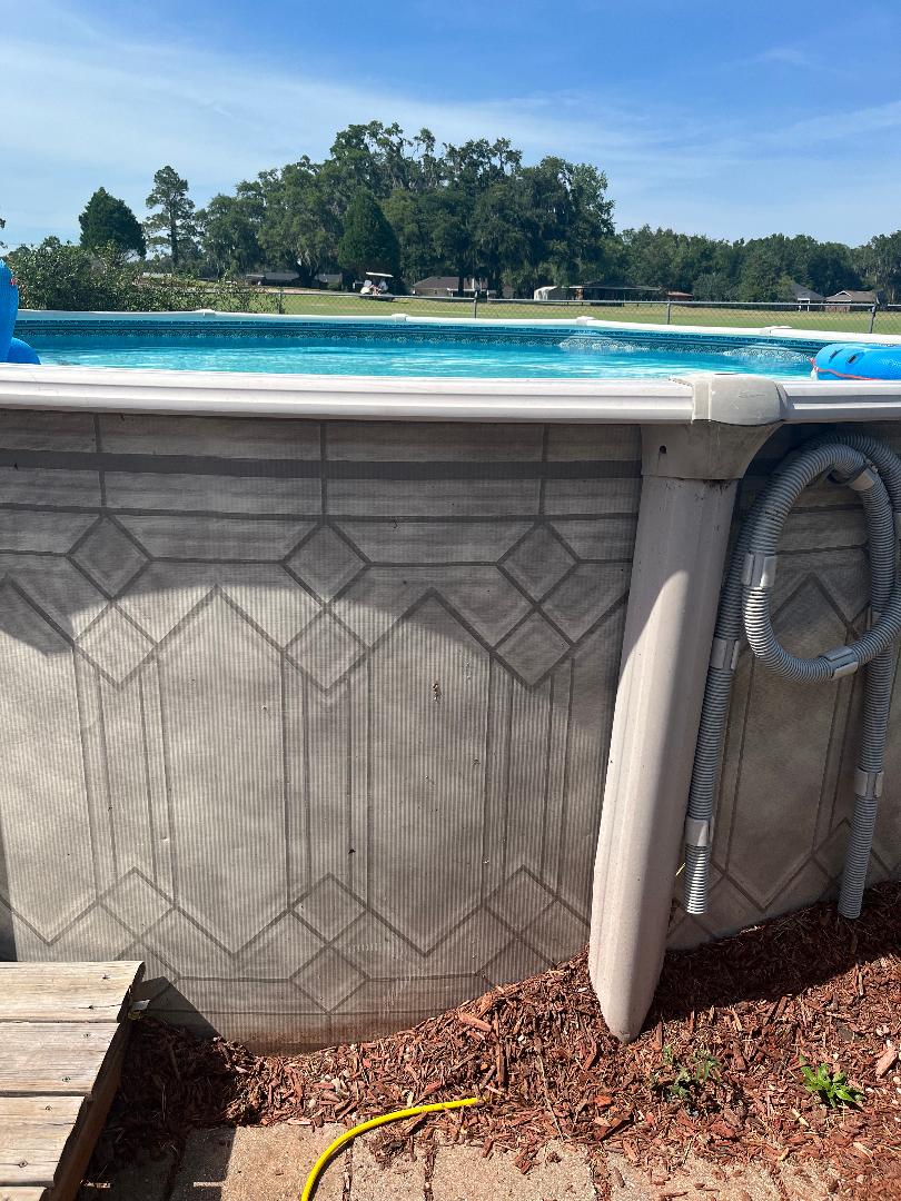POOL.jpg