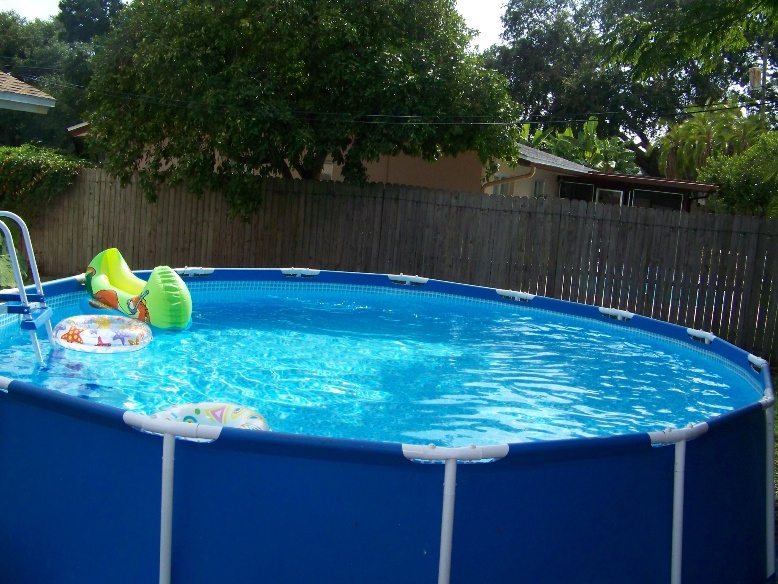 Pool on 6-22-11 003 resize.jpg