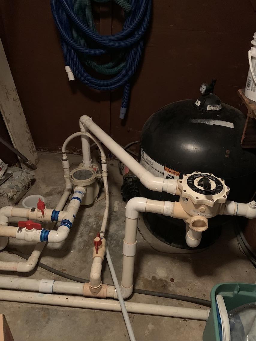 pump and filter pool.jpg