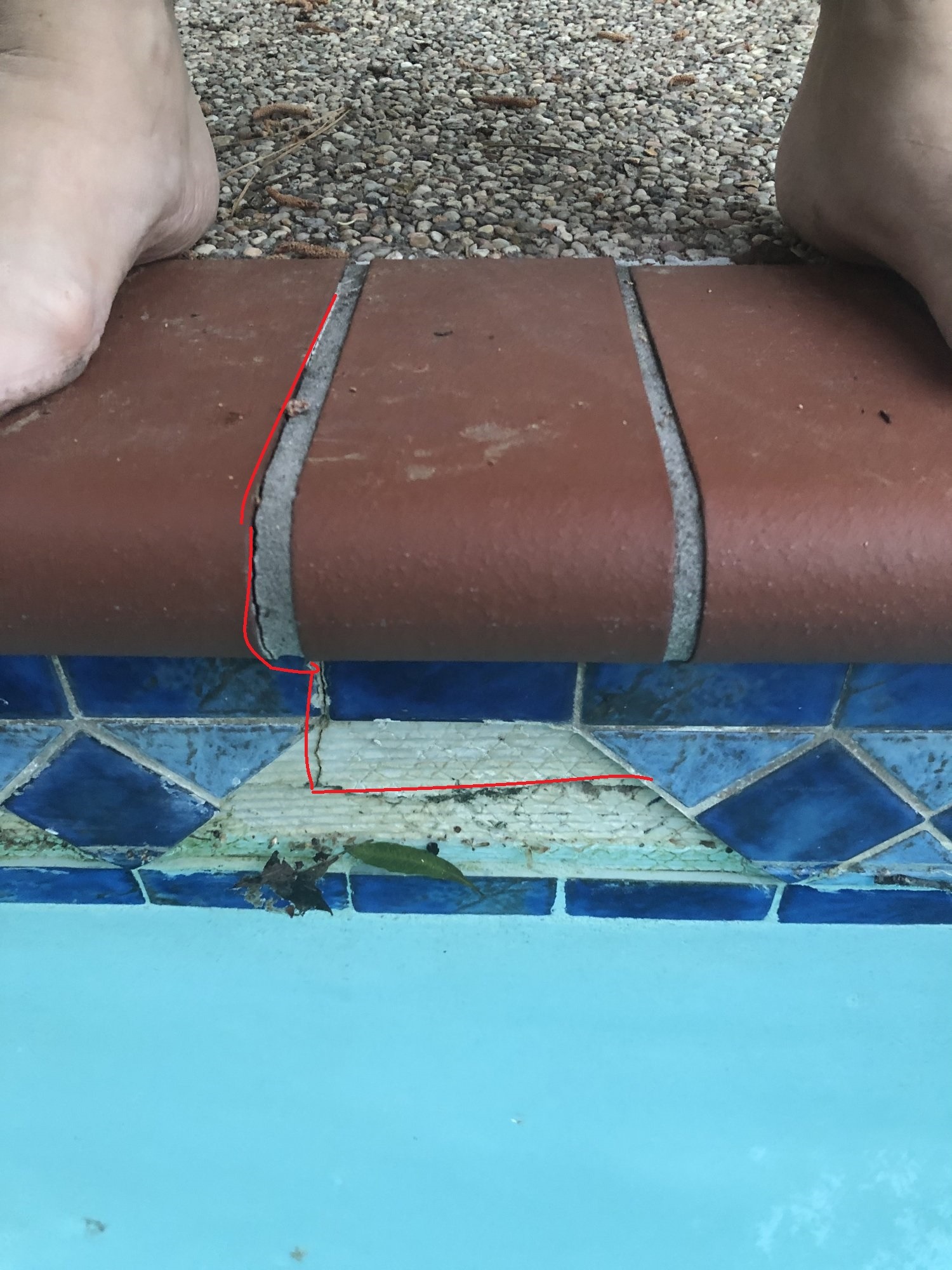 reefpool crack.jpeg