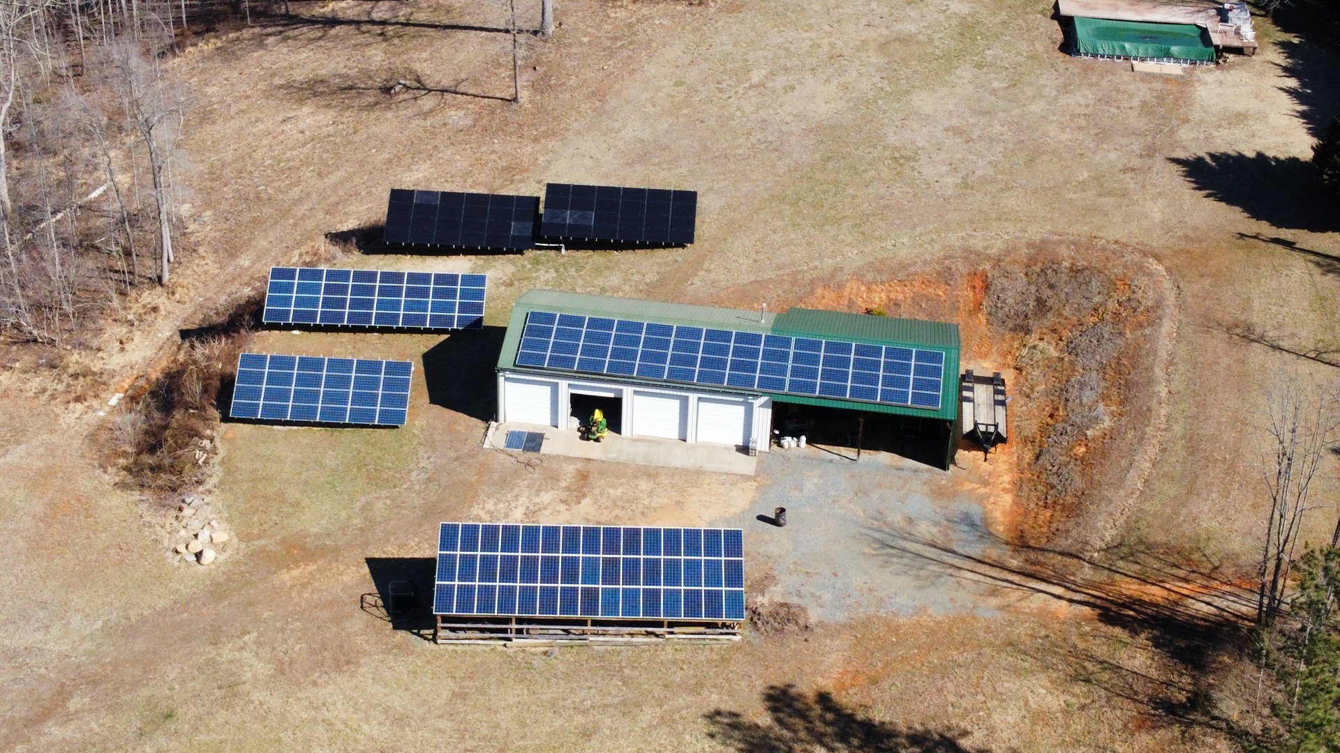 solar_panels_areal.JPG