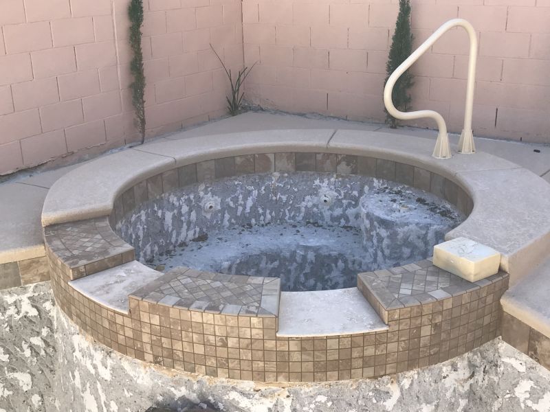 Spa overflow into pool