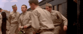 tumblr_pbswjdXMW01vld74eo1_400.gif