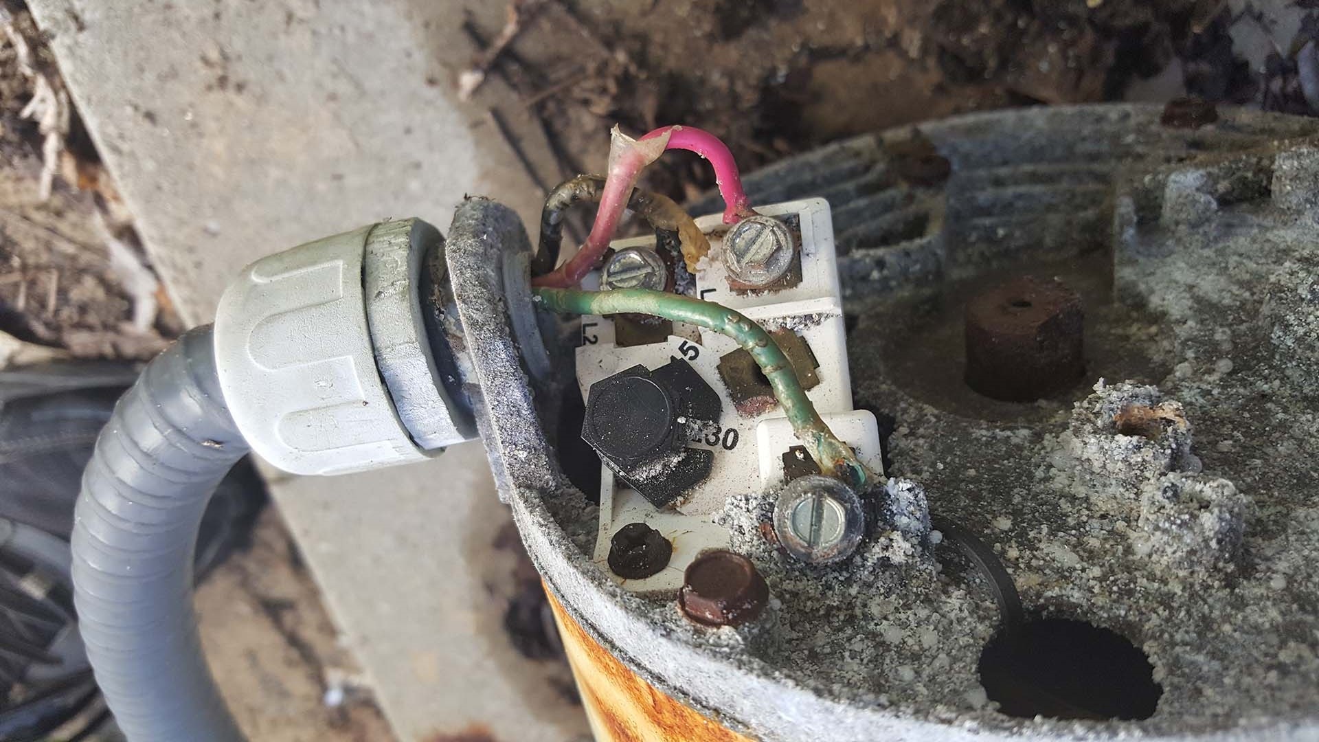Voltage Switch.jpg